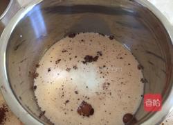 可可味冰淇淋的做法图解2