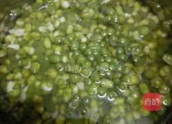 绿豆汤的做法图解1