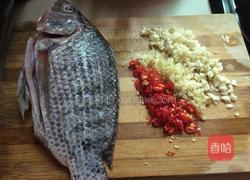 红烧福寿鱼的做法图解1