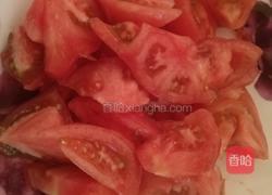 土豆炖牛肉柿子的做法图解1