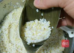 蛋黄肉粽的做法图解14