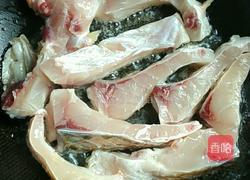 煎焖鲩鱼腩的做法图解7