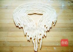手搓香菇蛋蛋面的做法图解5