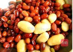 土茯苓薏米紅萝白的做法图解3