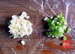 凉拌黄瓜猪耳朵的做法图解2