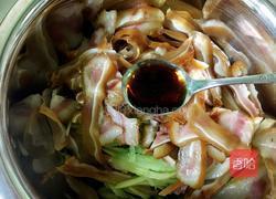 凉拌黄瓜猪耳朵的做法图解6