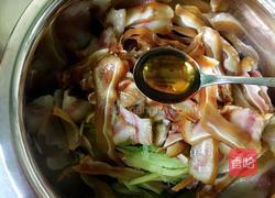 凉拌黄瓜猪耳朵的做法图解7