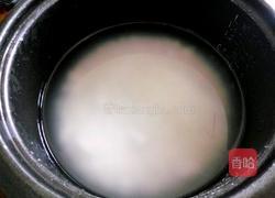 玉米胡萝卜粥的做法图解2