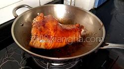 红烧肘子的做法图解10