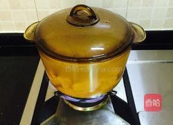 芹菜粉葛咸骨粥的做法图解6