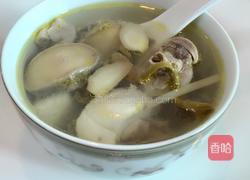 石斛洋参鲍鱼炖鸡汤的做法图解6