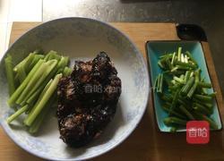 酱牛肉烧豆腐时蔬的做法图解2