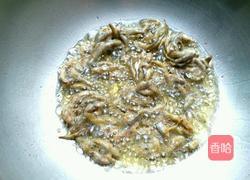 小鱼炖豆芽的做法图解4