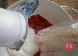 草莓酸奶雪糕的做法图解7