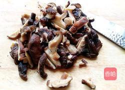 香菇青菜肉末馄饨馅的做法图解3