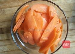 炝胡萝卜片的做法图解2