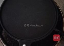 自制芝麻蛋卷的做法图解3