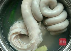 酸菜炒生肠的做法图解5