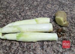 油焖茭白的做法图解1