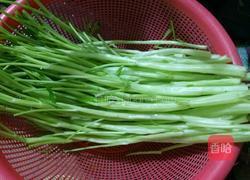 通菜梗炒酸笋的做法图解4