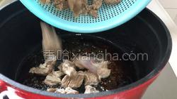 洋葱西兰花炒牛腩的做法图解8