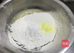 原味纸杯蛋糕的做法图解3