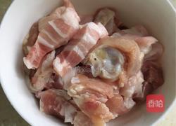 鸡猪肉炖土豆的做法图解1