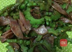 酸甜苦辣（苦瓜）的做法图解4