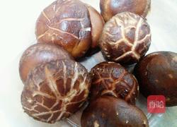 蚝油香菇的做法图解1