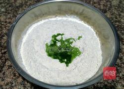 菠菜手擀面的做法图解3