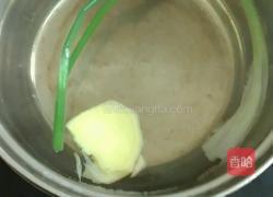 白灼墨鱼的做法图解5