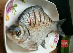 红烧鳊鱼的做法图解3