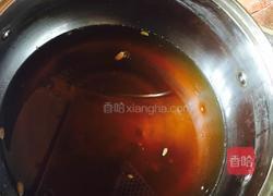 番茄酿乌梅的做法图解1