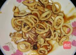 鱿鱼炒西兰花的做法图解5