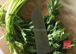 香梨芹菜汁的做法图解2