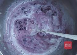 蓝莓慕斯的做法图解7