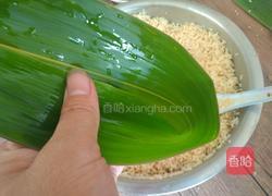 香菇咸蛋黄肉粽的做法图解14