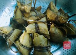 香菇咸蛋黄肉粽的做法图解24