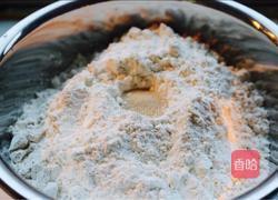 小笼包(小葱猪肉)的做法图解1