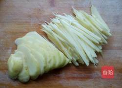 土豆丝炒芹菜的做法图解3