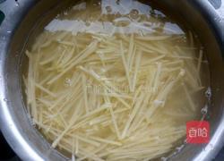 土豆丝炒芹菜的做法图解4