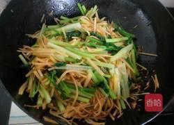 土豆丝炒芹菜的做法图解13