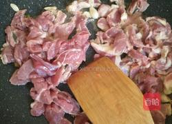 排骨酱炒牛肉的做法图解4