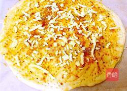 火腿鲜蔬披萨的做法图解3