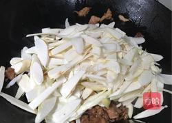 茭白炒肉的做法图解6