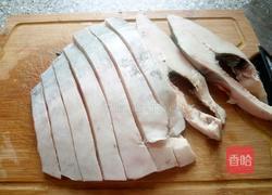 香煎鲳鱼的做法图解2