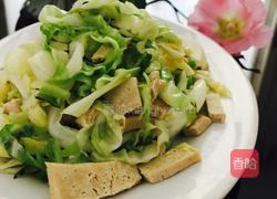 卷心菜清炒冻豆腐的做法图解11