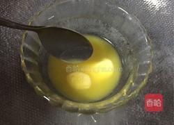 榴莲千层蛋糕的做法图解3