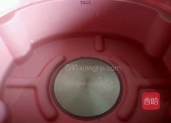 薏豆芡实莲子粥的做法图解6