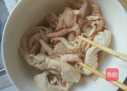 蒜香无骨鸡爪的做法图解1